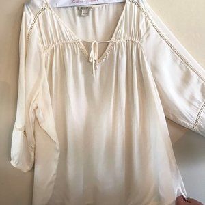 Lucky Brand Ivory Blouse w/ Pretty Details